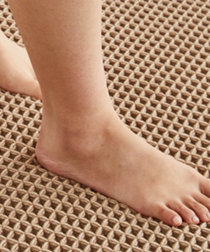 TYUU: underfoot, first thing